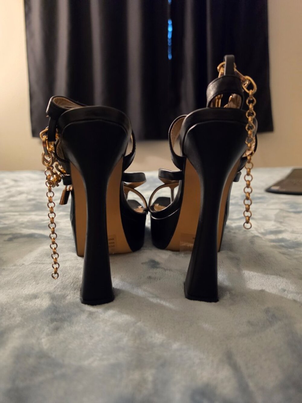 Stand My Ground Platform Heels - Picture 5 of 6